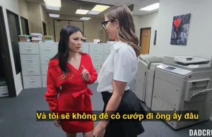 Làm tình cùng cô hàng xóm dâm dục bằng tư thế doggy