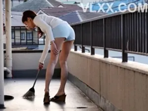 Bị gã thầy giáo biến thái xe đầu ti làm lồn rỉ nước